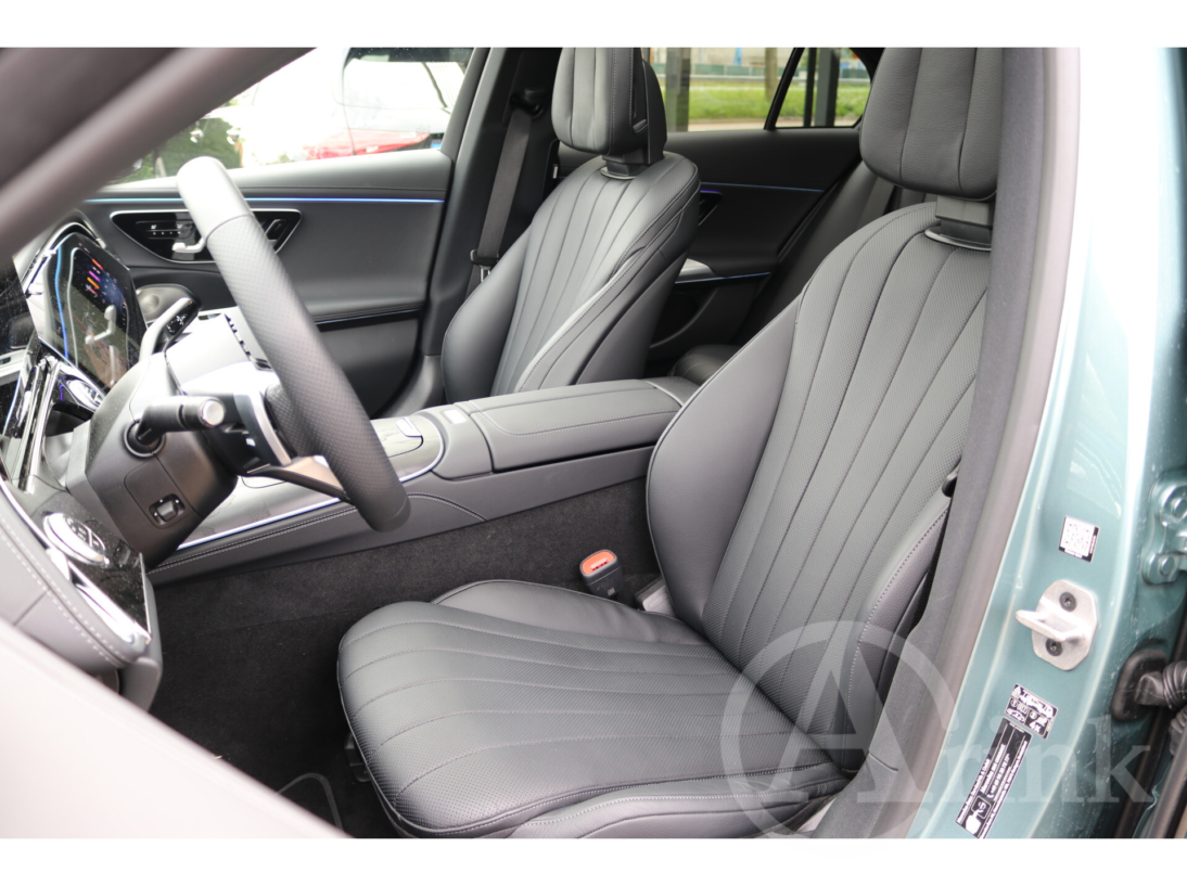 Vehicle 37989648 13c854ee 0eef 44f0 8ee1 8683bdf315c4