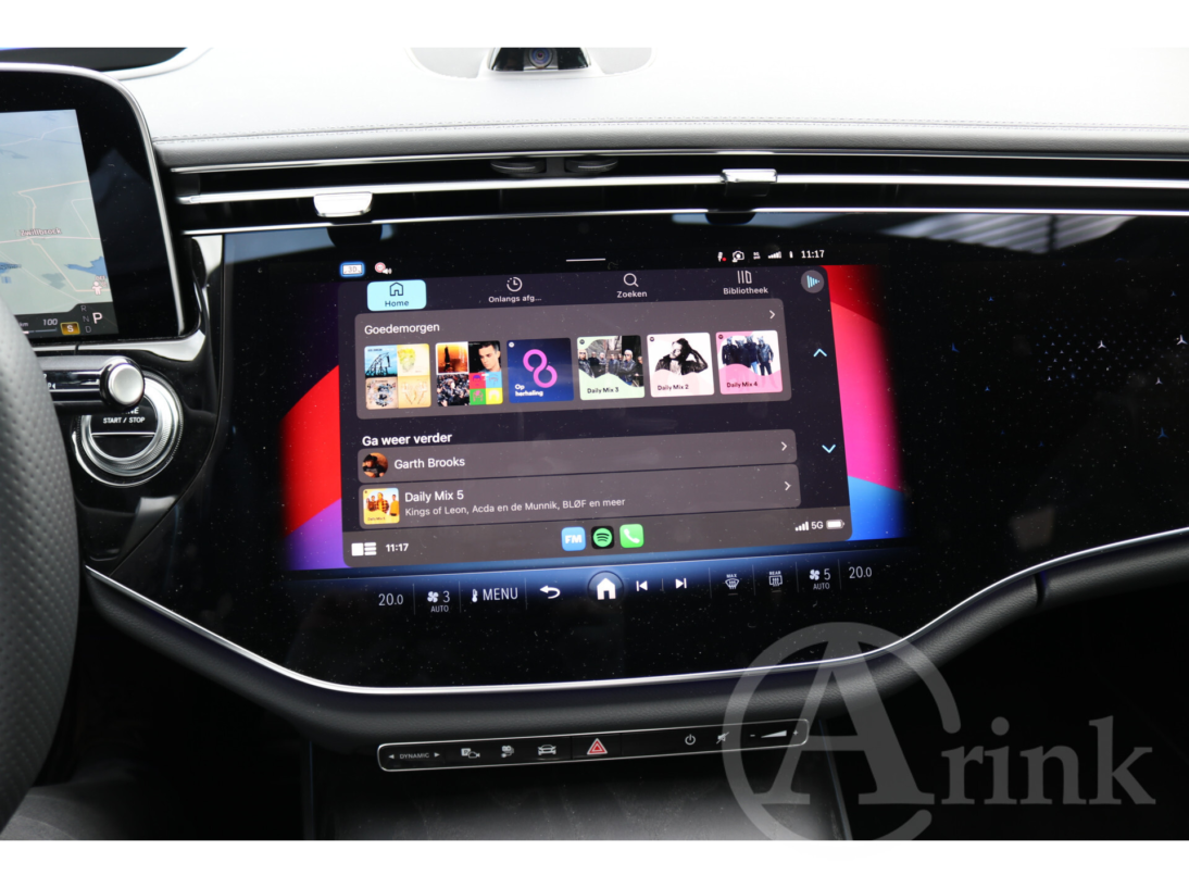 Vehicle 37989648 def4ac5f dc94 4888 ba57 536fb77136d6