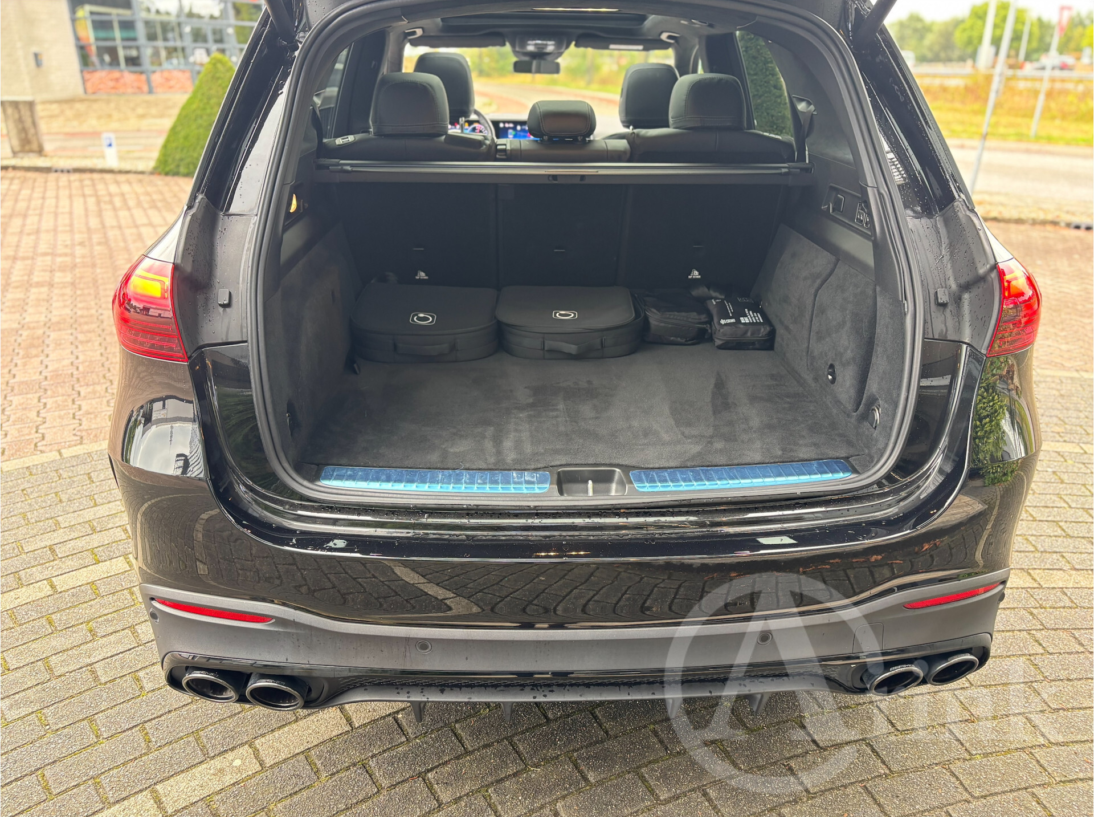Vehicle 47491878 33c1ed3c 0a54 4954 ba27 b93a0b17517a