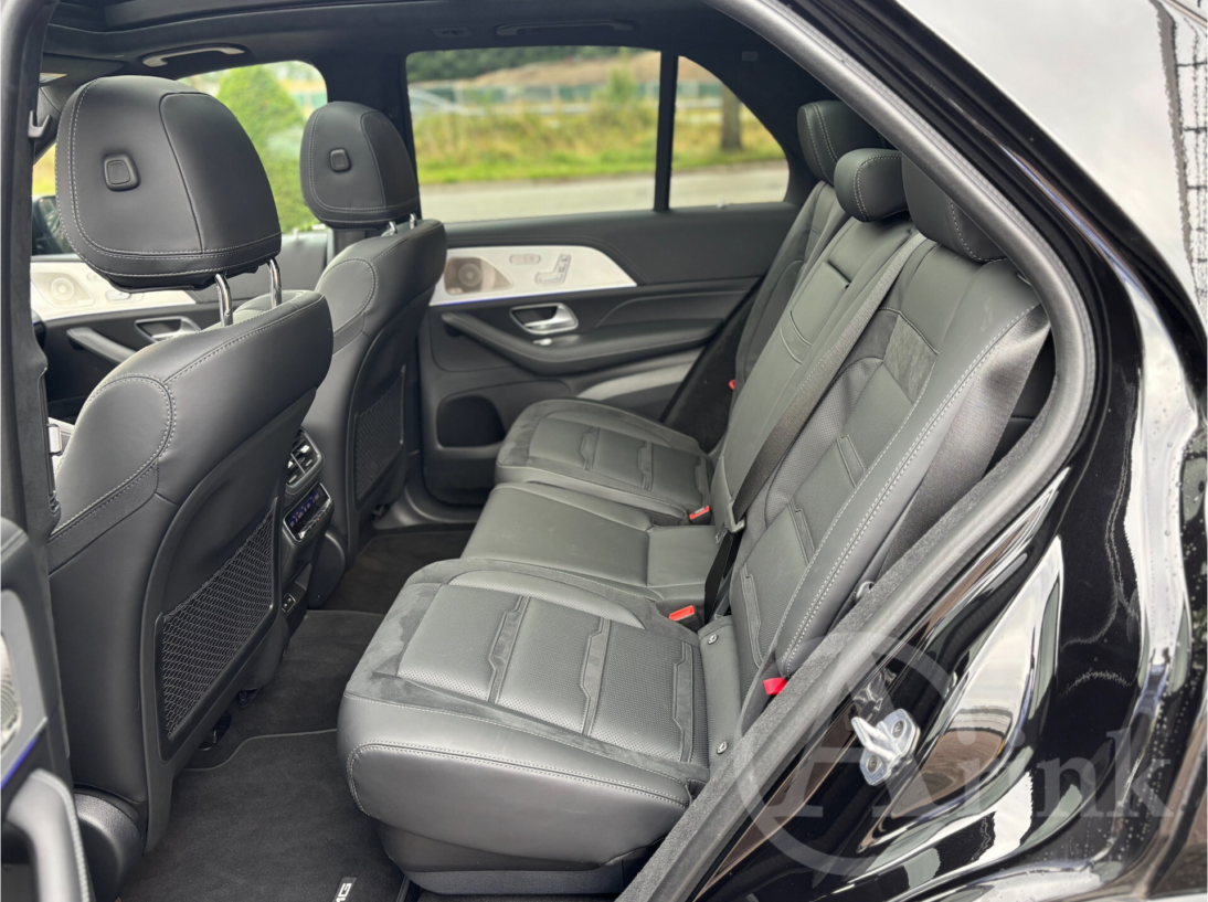 Vehicle 47491878 8f0eb1ee 3124 4854 9ffe 30c594ea6deb