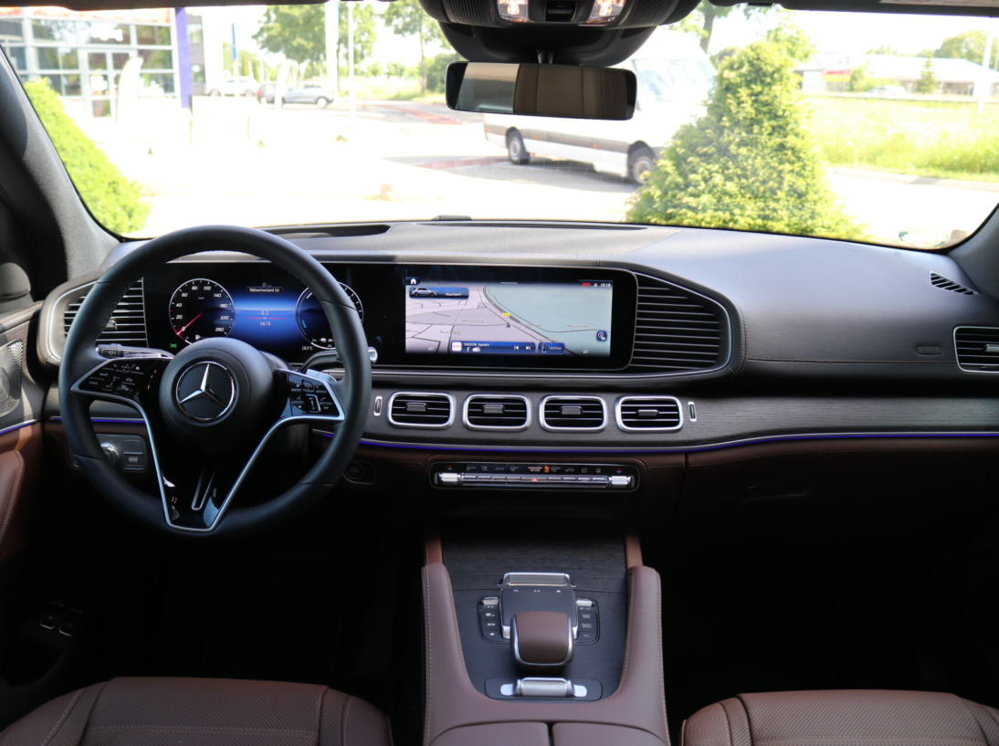 Vehicle 47591134 22821970 1e79 4c12 9caa 04fdf1e9aecb