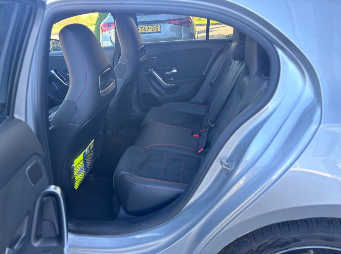 Vehicle 47559126 ec9b0d26 8881 4057 ba16 0707e87c2404