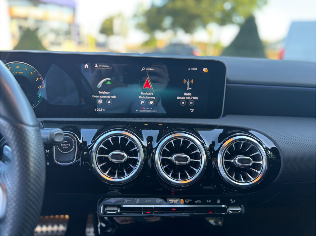Vehicle 47559126 b539d3be 242f 4fcd a075 96954b084291