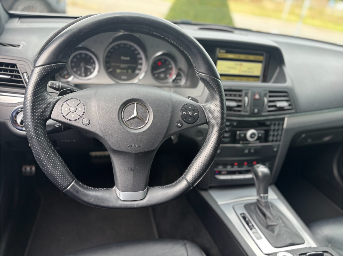 Vehicle 47399362 734d61e2 865e 4096 a28a 226da0fbae10