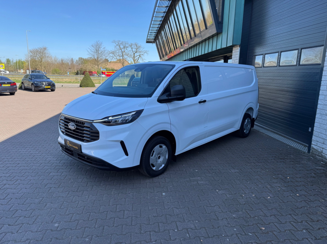 Vehicle 44247586 056a933f ccb1 4603 933d 9660ceff1892