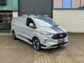 Vehicle 42921133 6b8f31ff ba17 4b57 8959 29a60f666640