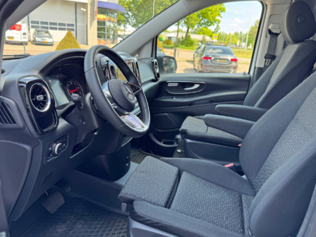 Vehicle 44931135 4bd97586 be40 4bf7 a4a0 879987a5fe33