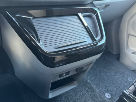 Vehicle 44245850 6d4cf126 73b1 418b b718 7ac35654044e