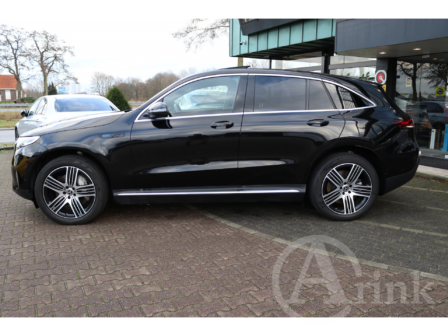 Vehicle 29494962 6521f7ca 2892 418f a840 96e8edf2b19a