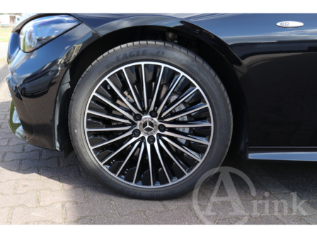 Vehicle 43864583 ba8d3869 a9ed 4ea1 8f45 6ddd9a5b9730