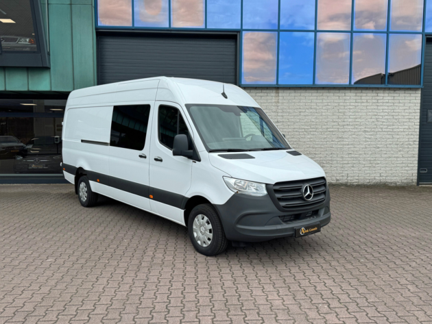 Vehicle 38492952 1c8d20f8 9a41 4a0e 8916 99a3e7fb635b