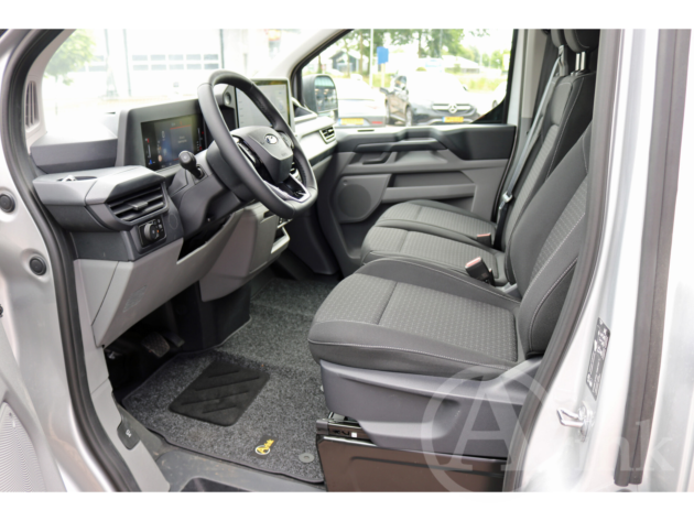 Vehicle 39042330 b0fe7ebc 1e25 4034 bee1 420abc8c2ef5