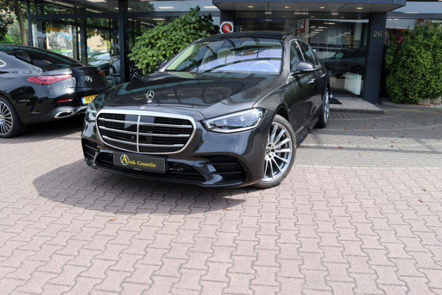 Vehicle 30607863 6c42f8ec db18 47e0 a091 270833b51284