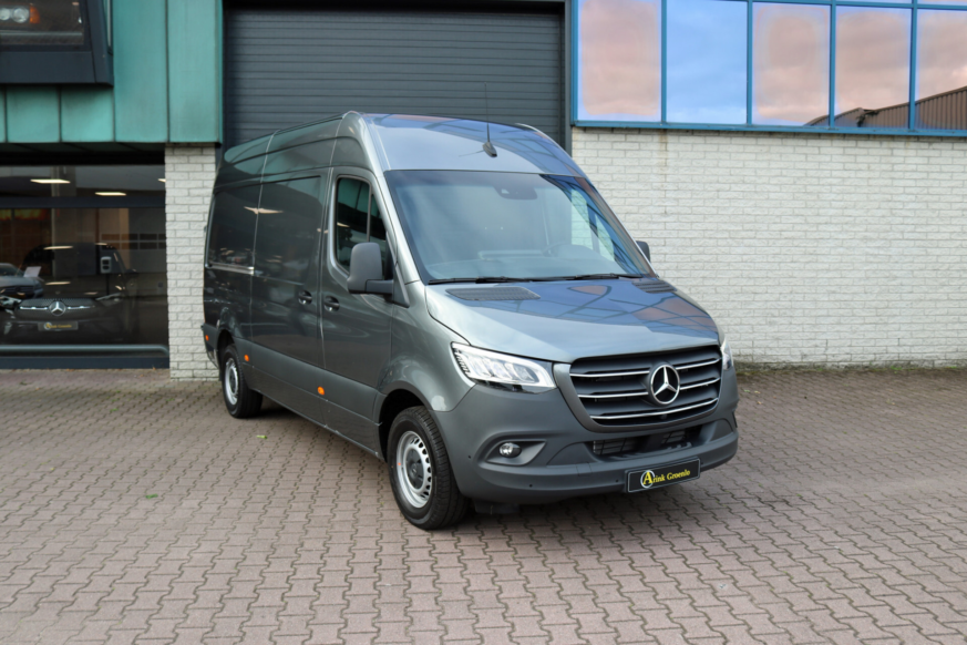 Vehicle 37131840 0e9a6a48 be29 4e03 89fc 5b0fbb9432a3