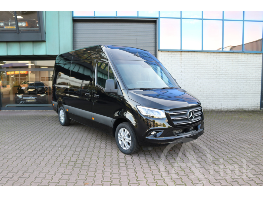 Vehicle 41711874 cb06a1b4 989d 4e3f 9af6 a46d636e2d0b