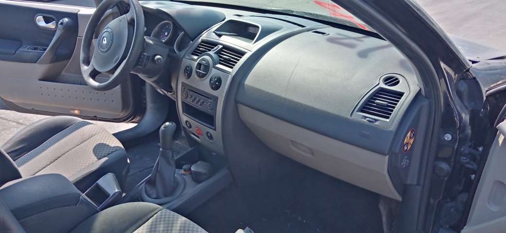 Renault Megane II (LM0/1) Sedan [2002-2009] - autoLoop