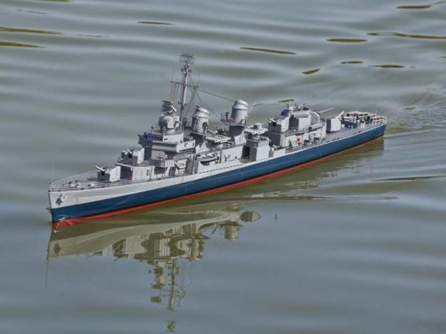 US FLETCHER-Klasse bei HobbyBull
