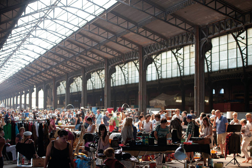 The Brussels Design Market 2022 returns to offer you high quality products.