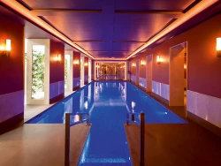 La plus belle piscine intérieure européenne est... bruxelloise