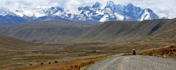 Projection-conference: Quito - Ushuaïa, passage through the Andes-mountains by bike