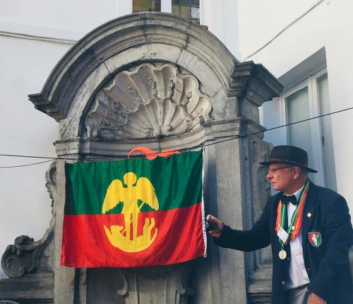 L'Ordre des Amis de Manneken-Pis : un folklore bien de chez nous