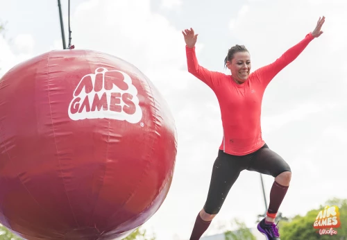Les AIR GAMES s’envoient en l'air avec leur nouvel obstacle : TARZAN