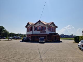 Jedlicze, lokal handlowo-usługowo-magazynowy na wynajem, ok. 700 m2