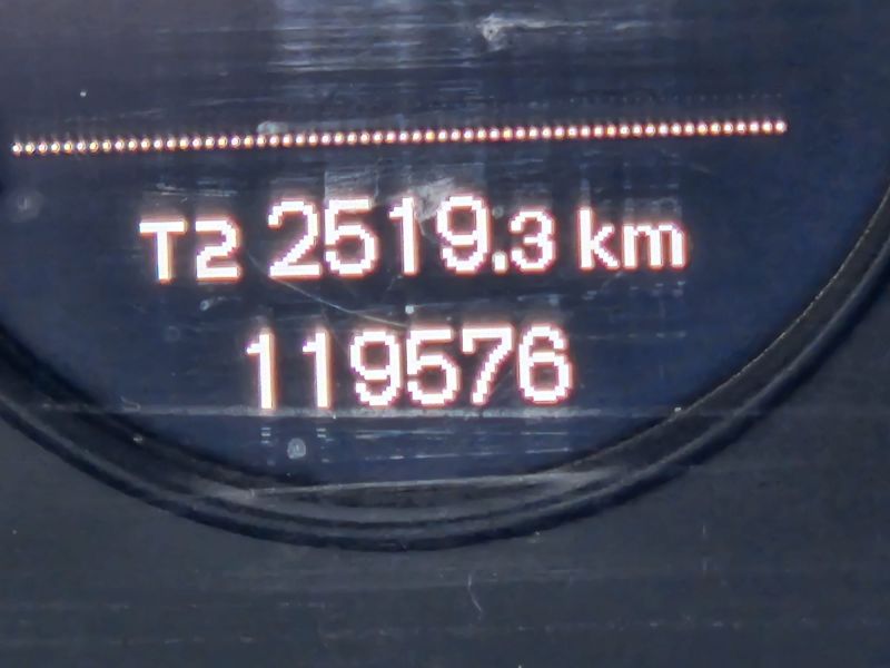 Volvo XC 60 D4 Drive-E Kinetic - zdjęcie 3