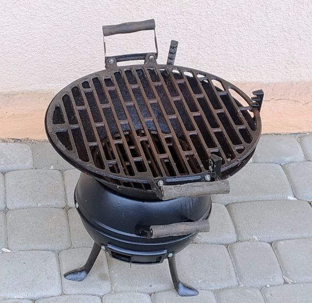 Sprzedam grill żeliwny - zdjęcie 2