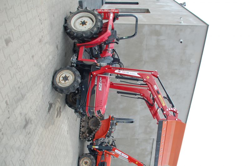 Ładowacz czołowy do mini ciągnika , traktorka ogrodniczego np. KUBOTA - zdjęcie 5