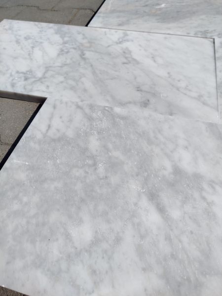 Płytka marmurowa Carrara Bianco 60x30x2 matowa - II gatunek - zdjęcie 9