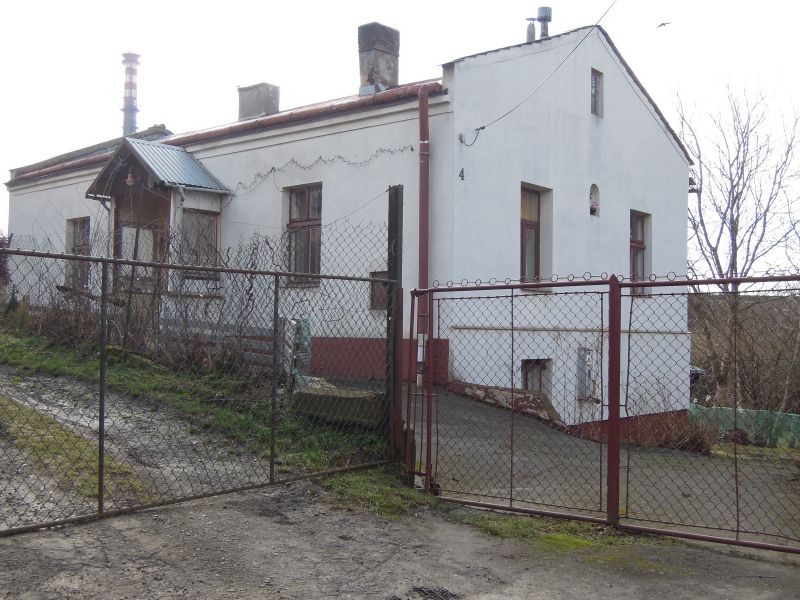 Sprzedam dom murowany o pow 120 m2 w Jarosławiu - zdjęcie 1