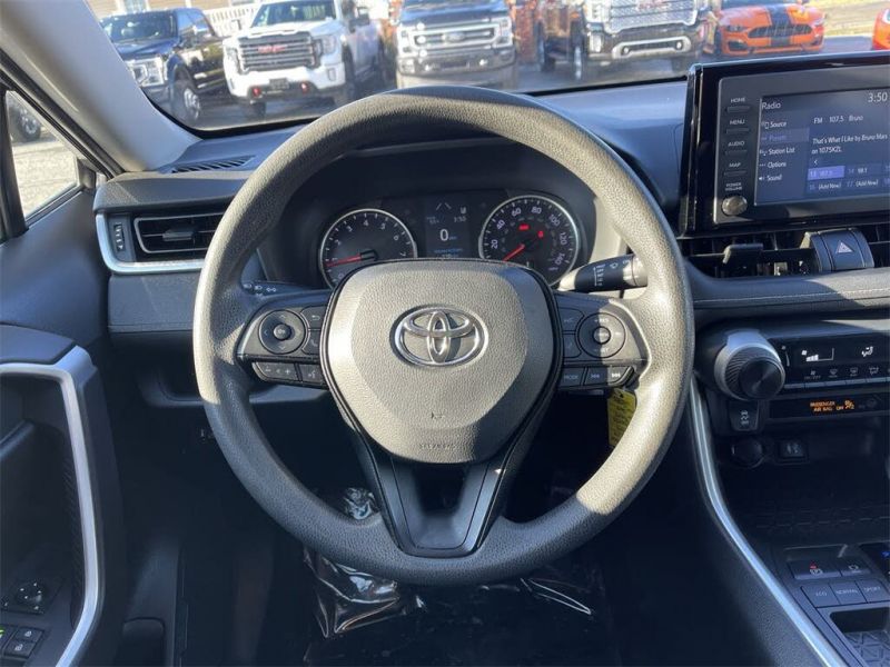 2019 Toyota RAV4 LE FWD Mileage:40,213 miles, Transmission:8-Speed Aut - zdjęcie 3