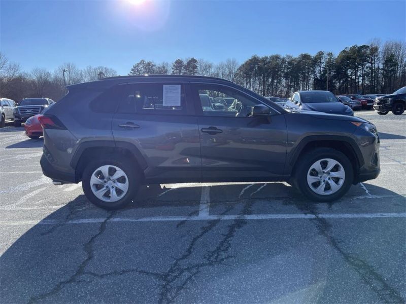 2019 Toyota RAV4 LE FWD Mileage:40,213 miles, Transmission:8-Speed Aut - zdjęcie 5