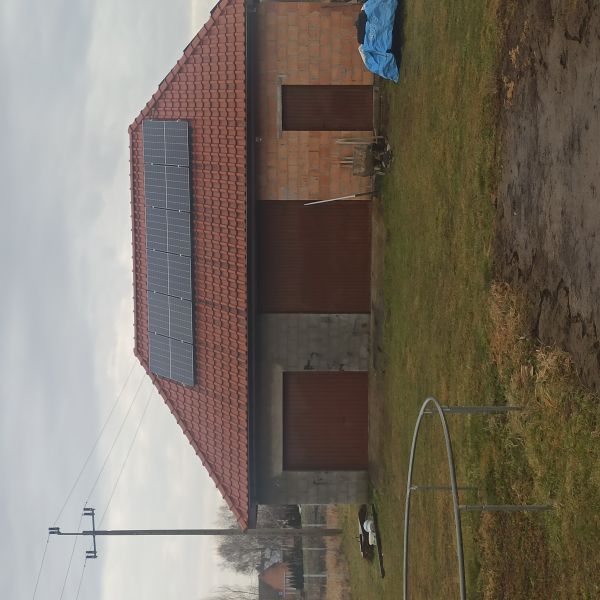 Panele fotowoltaiczne - doradztwo i montaż na dachu lub gruncie - zdjęcie 2