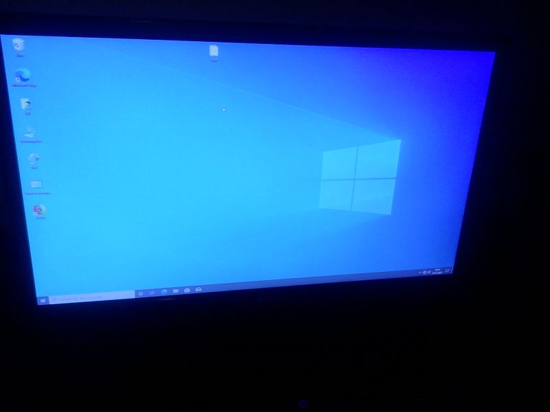 Monitor komputerowy LG 22"FullHD 1920 x 1080 - zdjęcie 1