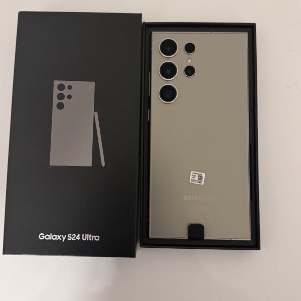 Apple iPhone 15 Pro Max, 15 Pro, iPhone 15, 15 Plus, Samsung S24 Ultra - zdjęcie 9