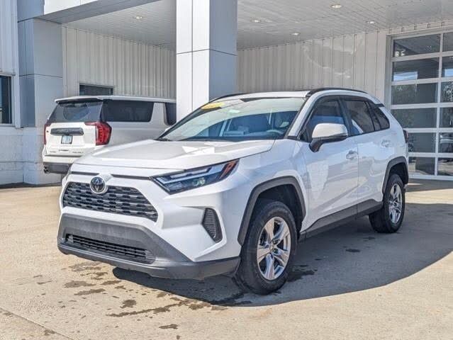 Selling My 2023 Toyota Rav4 XLE AWD - zdjęcie 1
