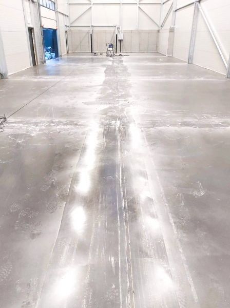 Posadzki przemysłowe , zacierane , podjazdy , garaż , hale ,chudziak - zdjęcie 9