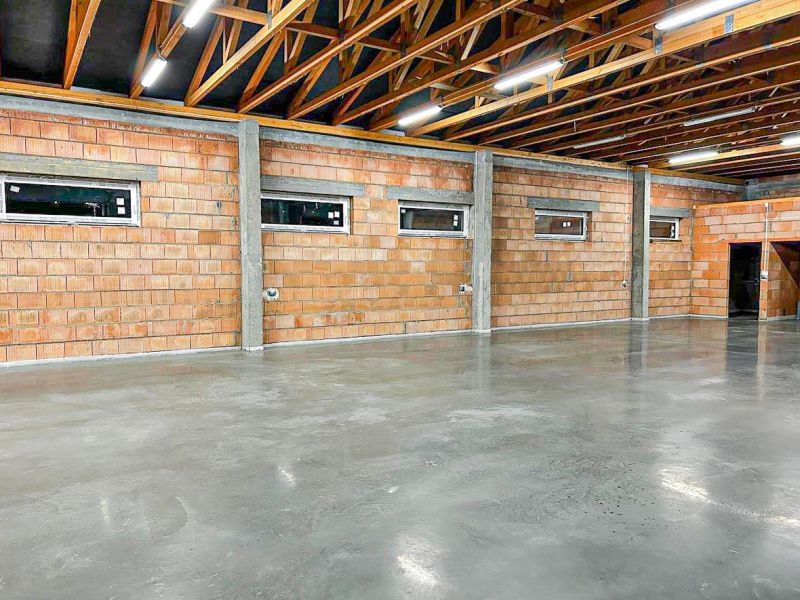 Posadzki przemysłowe , zacierane , podjazdy , garaż , hale ,chudziak - zdjęcie 1