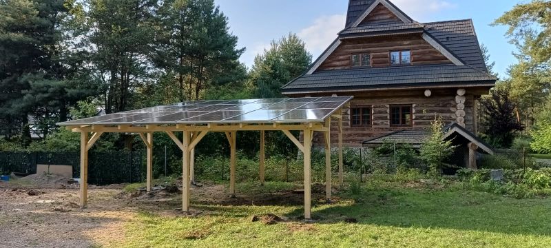 Wiata z dachem z paneli fotowoltaicznych – 9,9 kWp + magazyn 10 kWh - zdjęcie 2