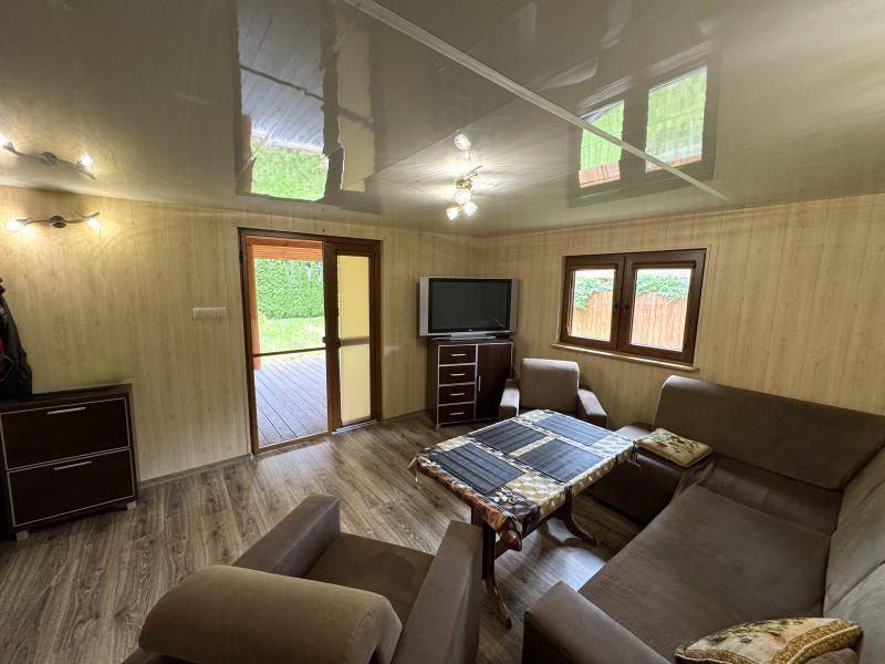 Sprzedam drewniany dom o pow.  40 m2 Radawa - zdjęcie 8