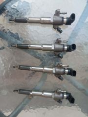 166000372r wtryski 2.3