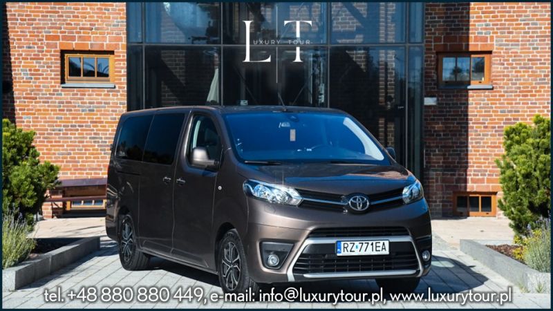 LuxuryTour Rzeszów – Przewóz osób w segmencie Business +  - zdjęcie 3