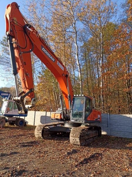 Koparko-ładowarka Doosan DX340LC-5 - zdjęcie 3
