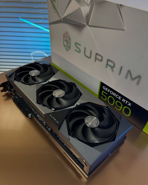 GeForce  Rtx 5090 , Rtx 5080, RTX 5070 Ti , Rtx 5070 , Rtx 4090  - zdjęcie 5