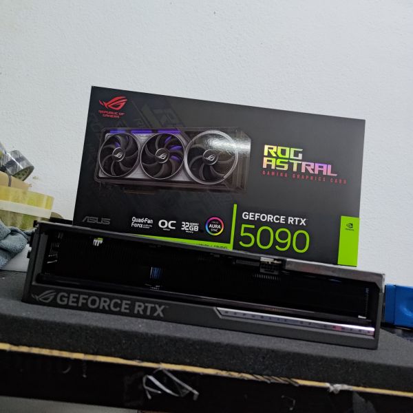 GeForce  Rtx 5090 , Rtx 5080, RTX 5070 Ti , Rtx 5070 , Rtx 4090  - zdjęcie 7