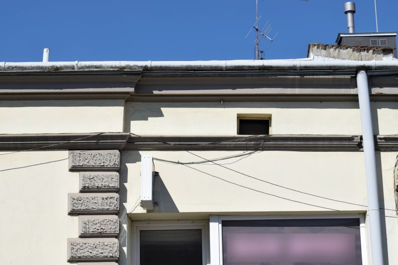 Dom w centrum Biecza 196 m kw do remontu - zdjęcie 3