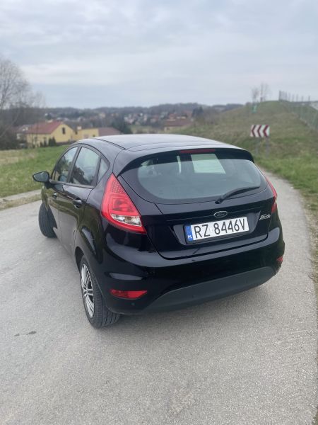 Ford Fiesta - zdjęcie 2