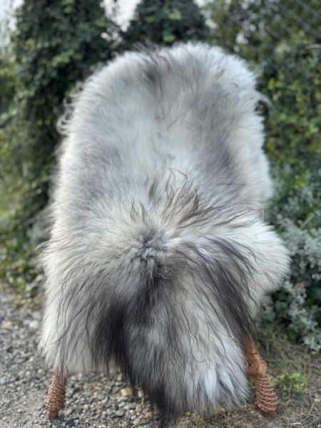 Naturalna skóra owcza MELERADE - zdjęcie 5